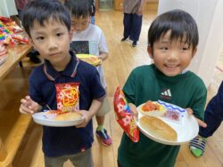 おやつ～ジャムパン&しみチョココーン&すいか～