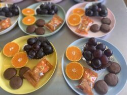 おやつ～ぶどう&みかん&プチケーキ～