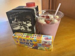 おやつ～チョコドリンク&ハイチュウ～
